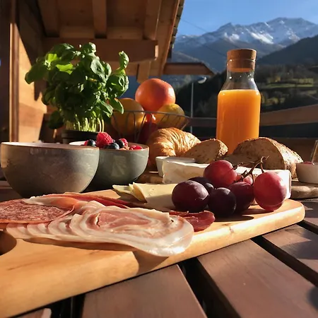 Uena Lodge 山林小屋