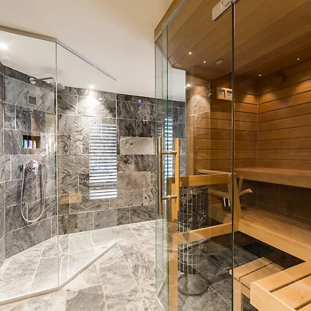 山林小屋 Uena Lodge *