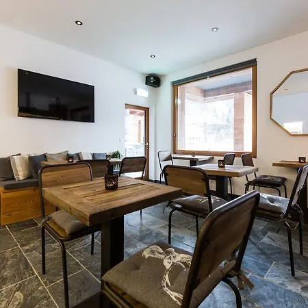 Uena Lodge Domek letniskowy Le Châble